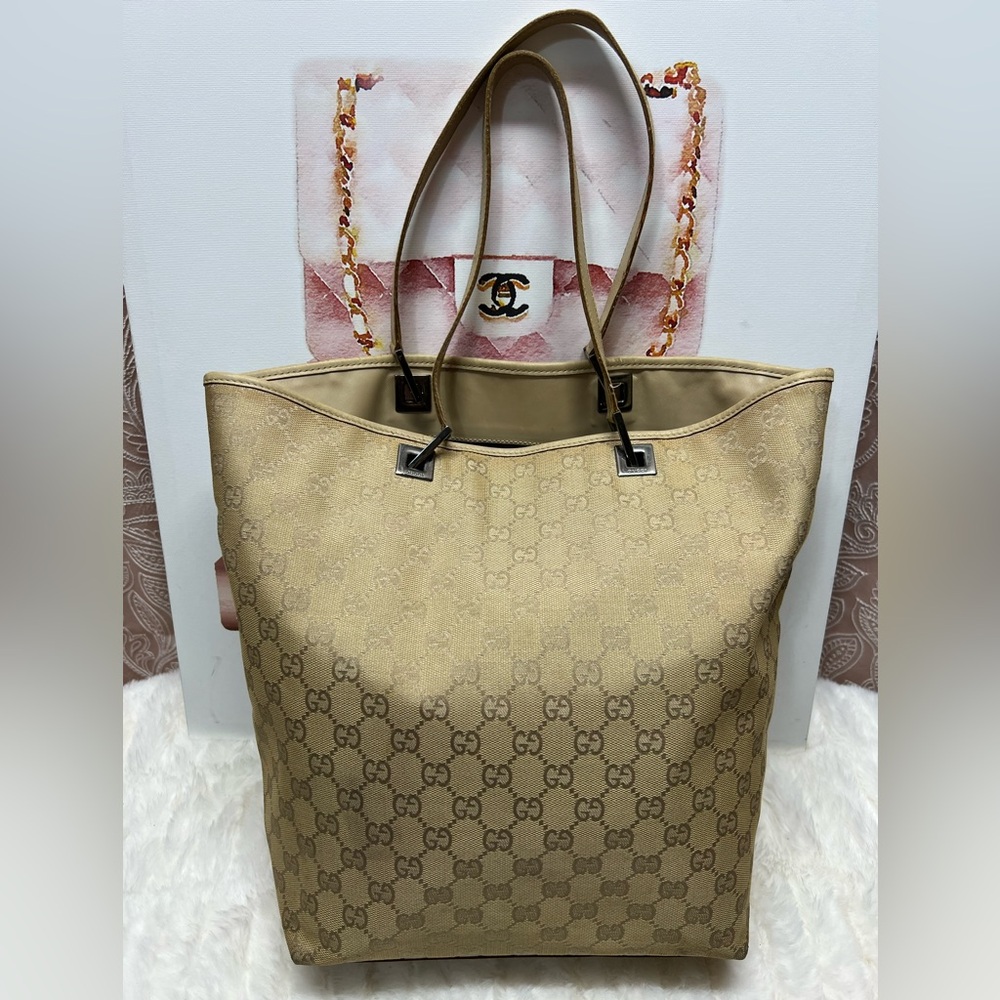 GUCCI-31243 2123-GG Monogram Canvas Tote Bag